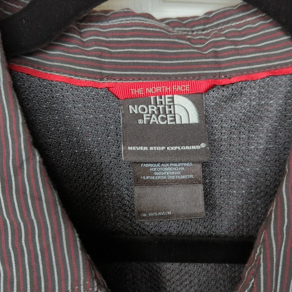The North Face Long Sleeve Striped Vented Button Down Shirt Size Large